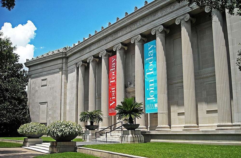 Houston Building Color Houston’s Architectural Gems You Should See - DoricColumn